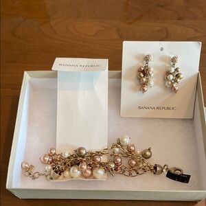 Banana Republic Gold and Pearl Bracelet Set